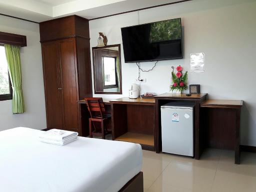 โรงแรมฟ้าพราวฝน Fah Proud Fon Hotel - Housity