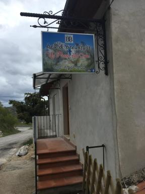 Un Passo Dal Cielo - Housity