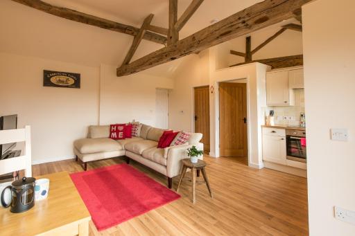 Paddock Cottage - Housity