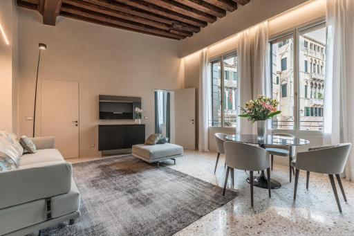 Palazzo Morosini Degli Spezieri - Lifestyle Apartments - Housity