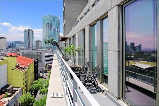 Puerta Alameda Suites México - Housity