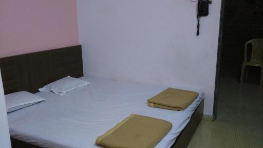 Shrinivasini Yatrinivas - Housity