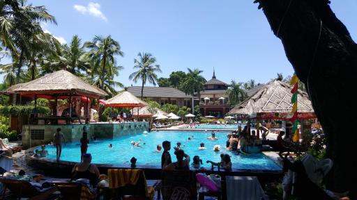 Private Apartments at Jayakarta Resort - Housity