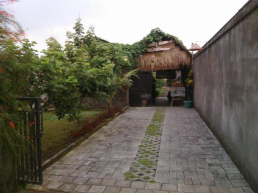 Rakai Garung - Housity