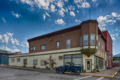 Country Encounters Accommodations - Housity