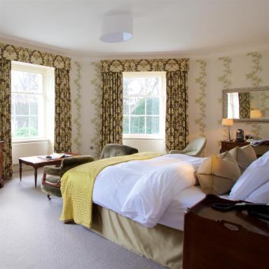 Storrs Hall Hotel - Housity