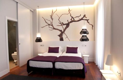 Khu Hotel - Housity