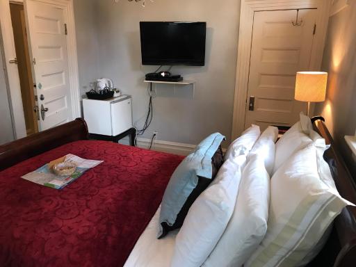 Barclay House Bed and Breakfast - Housity
