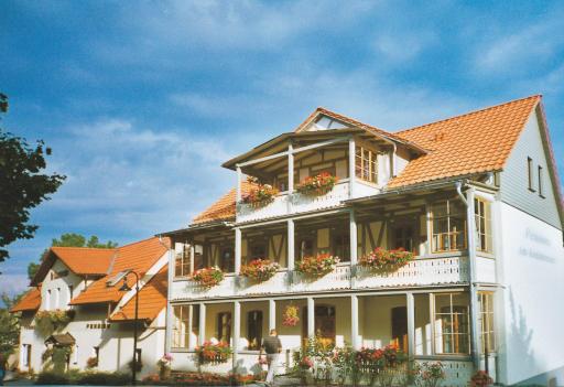 Hotel Pension Am Kurzentrum - Housity