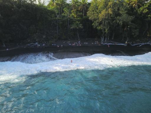 Nice Studio w/ AC near Kehena Beach and lava fields - Housity