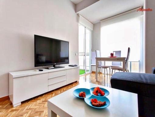 Alexander Apartments - Housity