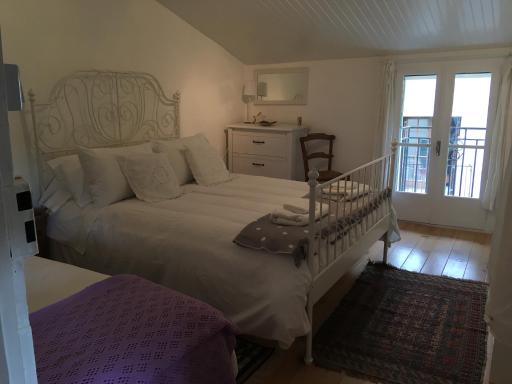 B&B at no3 - Housity