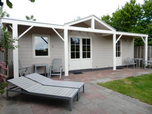 Beachfront De Waterlelie - Housity