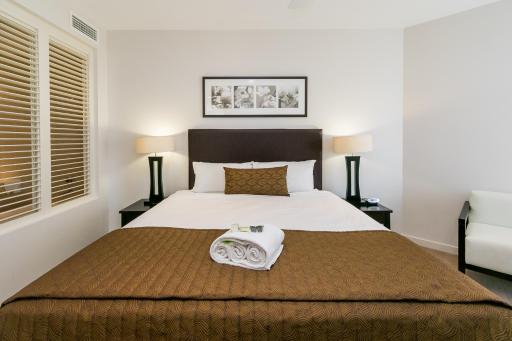 Beachfront Grand Mercure Allegra Hervey Bay - Housity