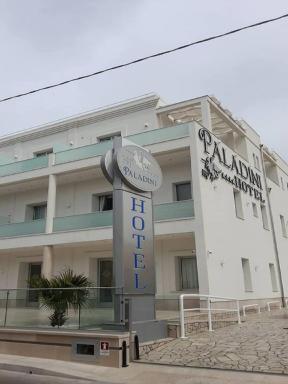 Hotel Paladini - Housity