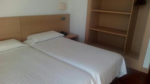 Hotel Puigcerdà - Housity