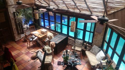 Jungle Lodge CANCUN AEROPUERTO - Housity