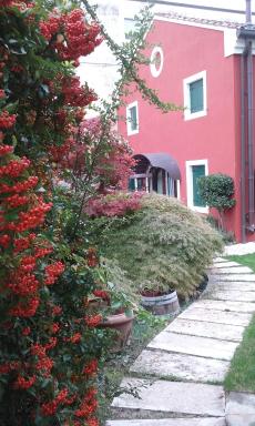 Villa Alessi B&B - Housity