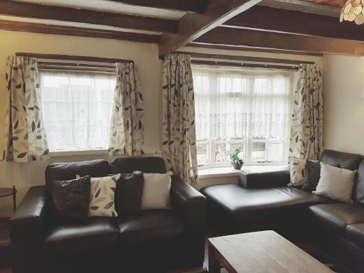 Oak Cottage - Housity