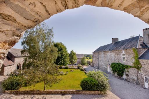 Les Rochers - Housity