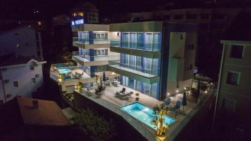 Villa Blue Panorama - Housity