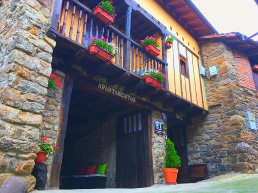 Apartamentos Briz - Housity