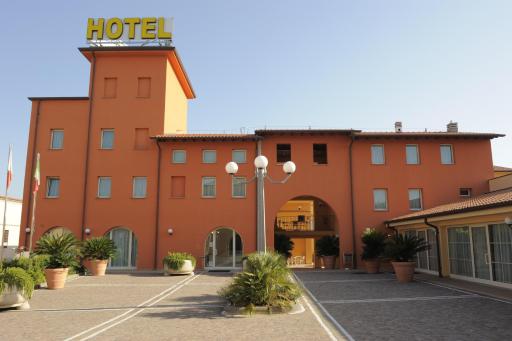 Hotel Plazza - Housity