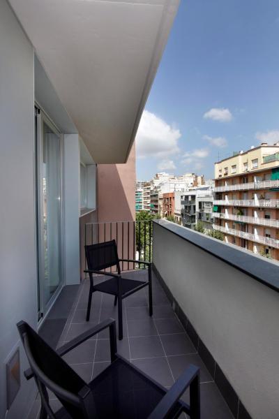 Un balcón o terraza de Fisa Rentals Les Corts Apartments