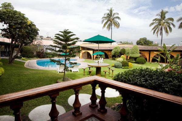 Vista de la piscina de Hotel & Motel Hacienda Jiutepec o alrededores