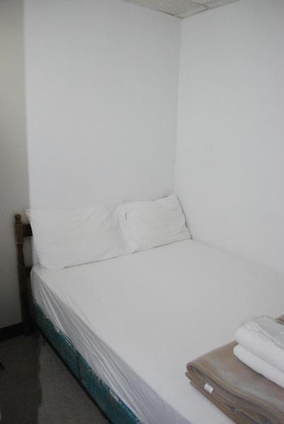Cama o camas de una habitación en Bowery Grand Hotel