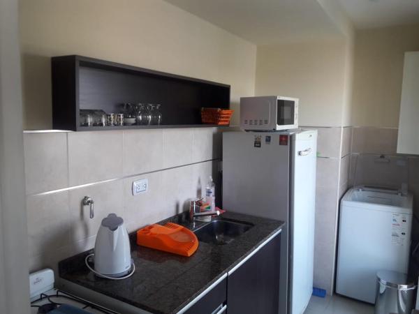 Una cocina o kitchenette en Frente Cardiológico