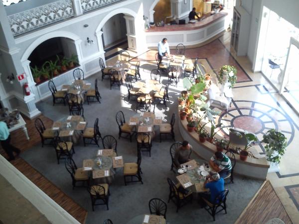 Un restaurante o sitio para comer en Paraíso Express