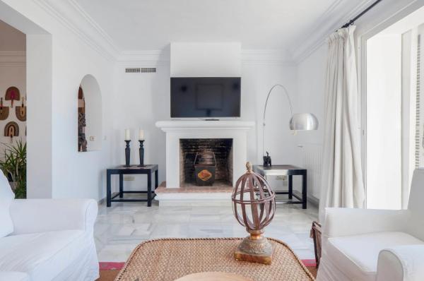 Zona de estar de Charming 4bedroom Villa en Los Monteros Beach