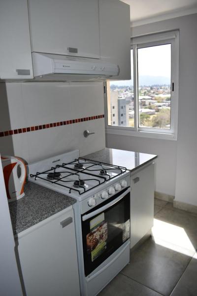 Una cocina o kitchenette en Departamento Turismo Salta 8B