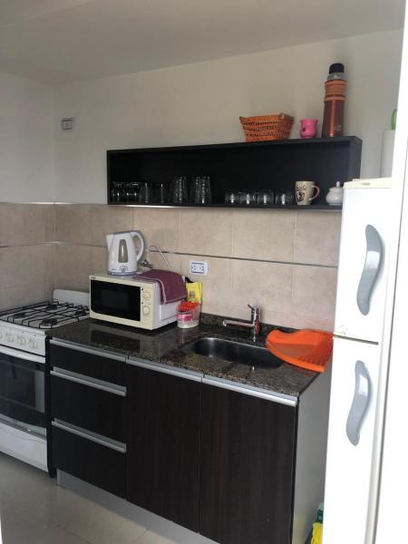 Una cocina o kitchenette en Frente Cardiológico