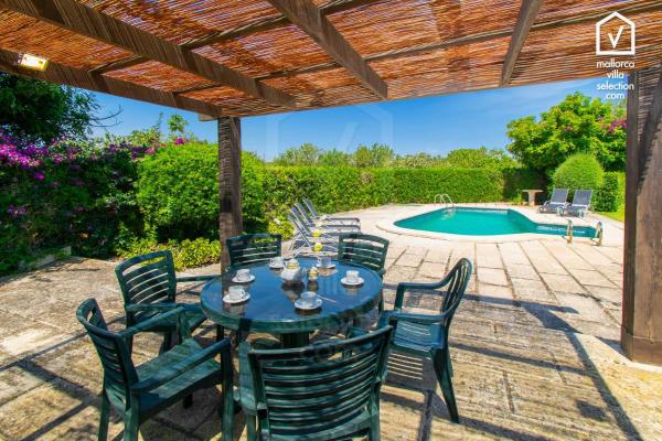 Piscina en o búsqueda de MOLI Den FANALS Alcudia