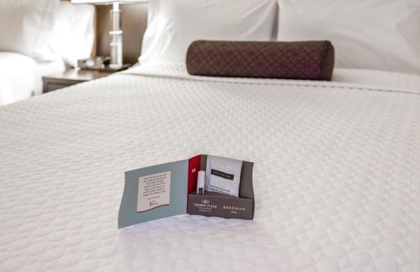 Cama o camas de una habitación en Crowne Plaza Times Square Manhattan, an IHG Hotel