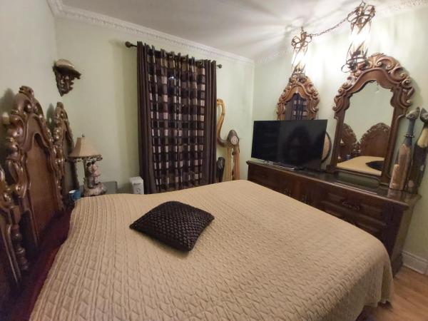 Cama o camas de una habitación en Lovely Classic Room