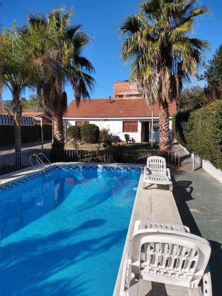 Piscina en o cerca de El Paraiso