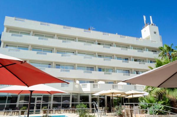 Edificio donde se encuentra el hotel