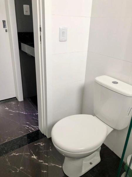 A bathroom at 330 METROS DO MAR, PRAIA DOS INGLESES, Piske Imóveis