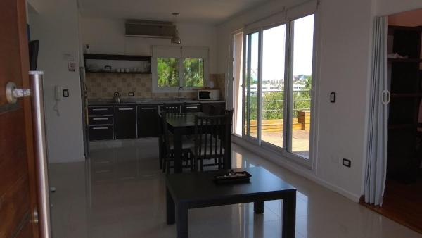 Una cocina o kitchenette en Punta 28