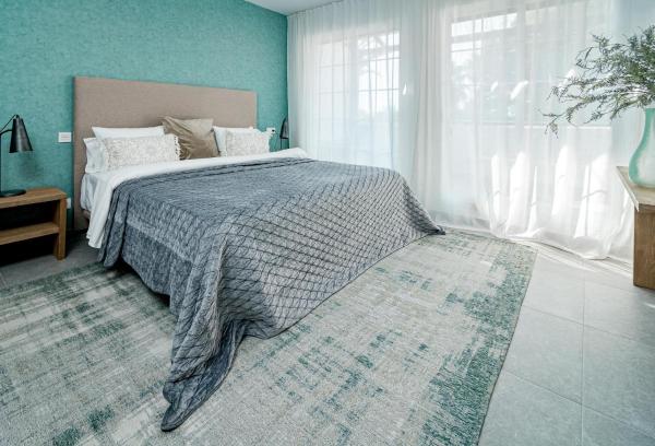 Cama o camas de una habitación en AB3- Luxury flat, close to beach families only