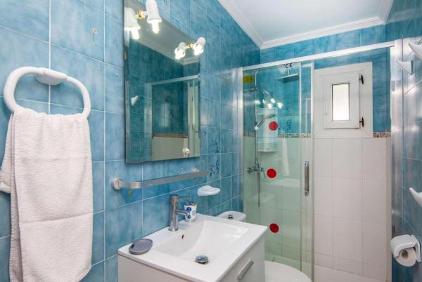 Un baño de Montemar