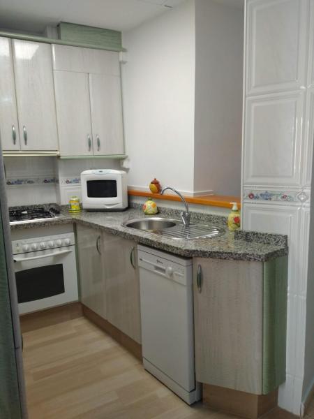 Una cocina o zona de cocina en Apartamento MIRLO, Agua Amarga