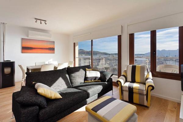 Zona de estar de Penthouse with views spectaculares Farols 4