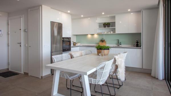 Una cocina o zona de cocina en Luxury holiday apartment with 2 bedrooms in Cancelada