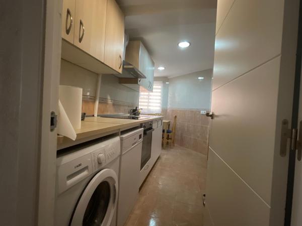 Una cocina o zona de cocina en Apartamento renovado en Málaga (SM)