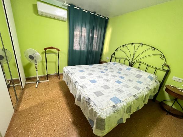 Cama o camas de una habitación en Piso Albors Valencia
