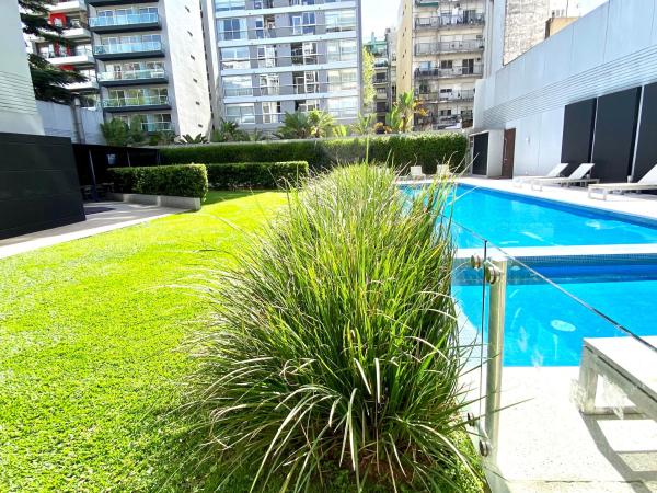 - Vistas a la piscina del edificio en ESTUDIO BORGES en Buenos Aires